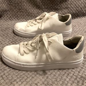 Greats Brookly brand shoes. Size 7. Lightly used.